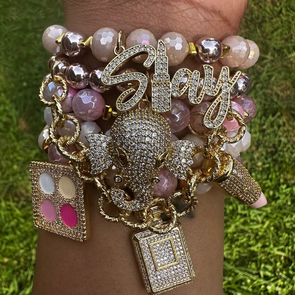 Meet your Posher, Janel - Picture 1 of 1